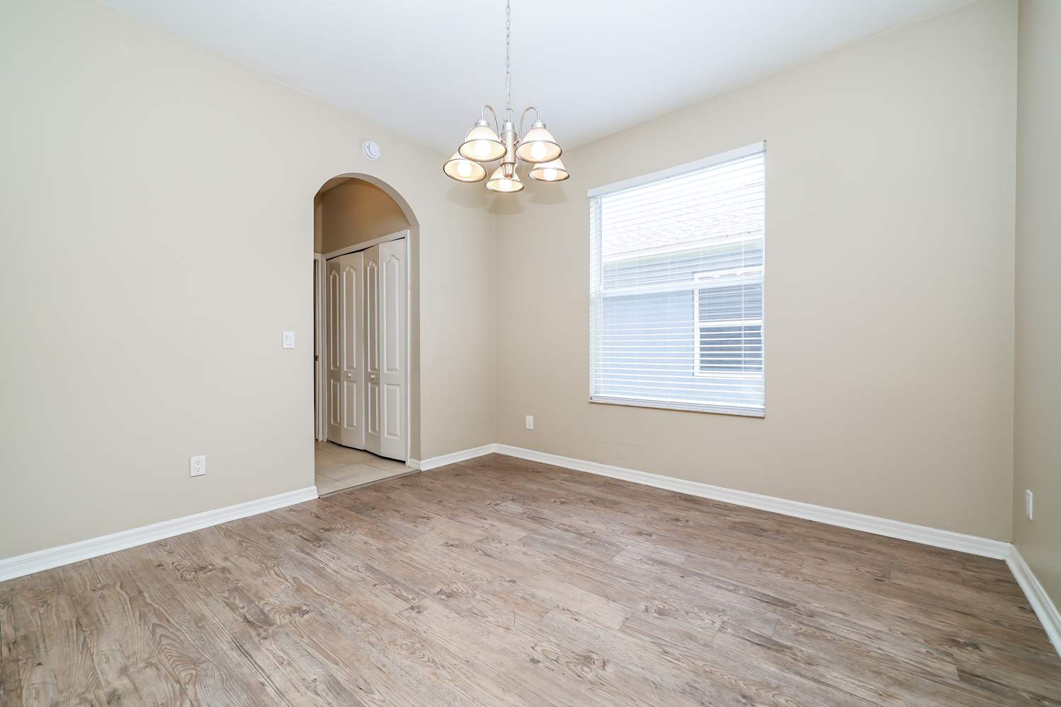 3409 Gray Whetstone St, Brandon photo 5