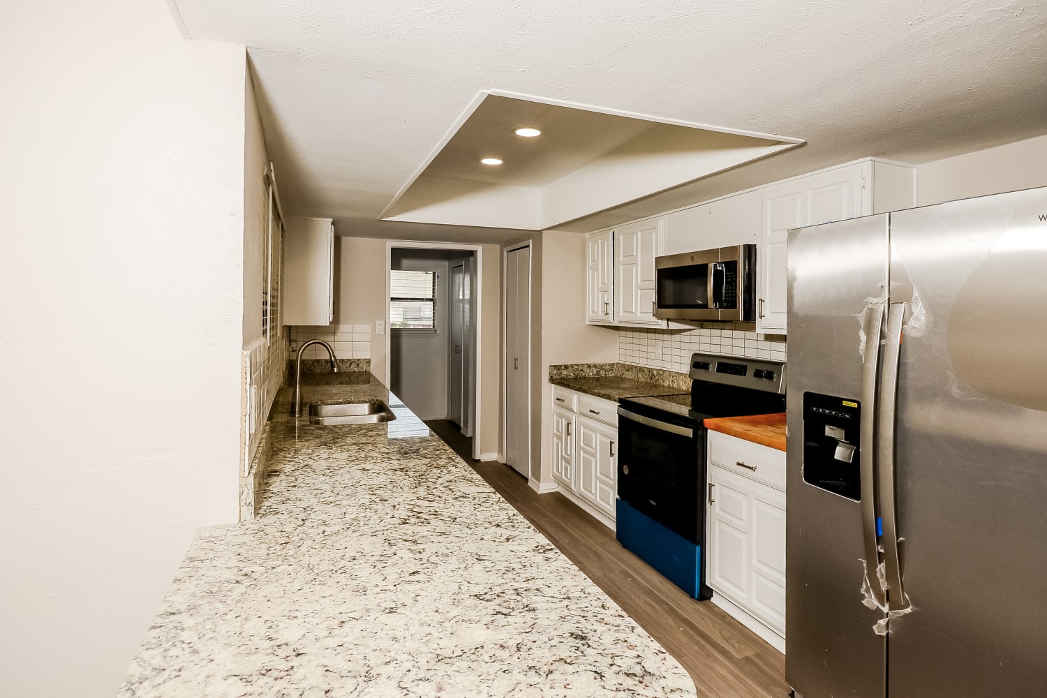 3409 Livingston Ln, Carrollton photo 5