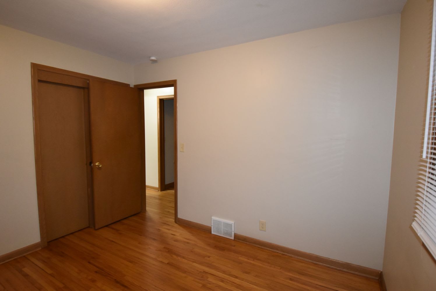3415 Major Ave N, Crystal photo 10