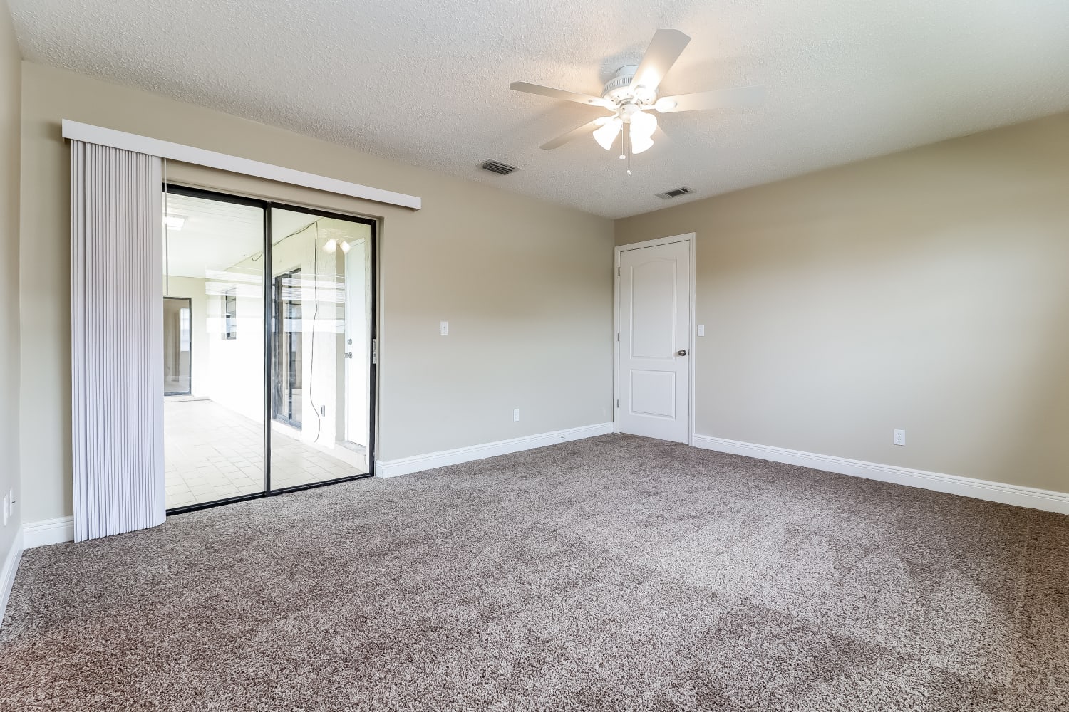3416 SW Santa Barbara Pl, Cape Coral photo 15