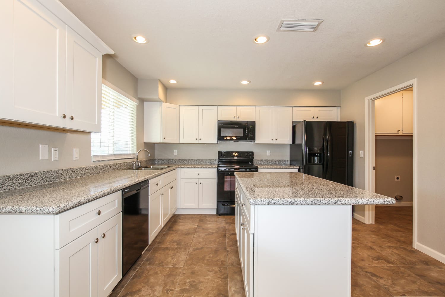 3419 E Angela Dr, Phoenix photo 9
