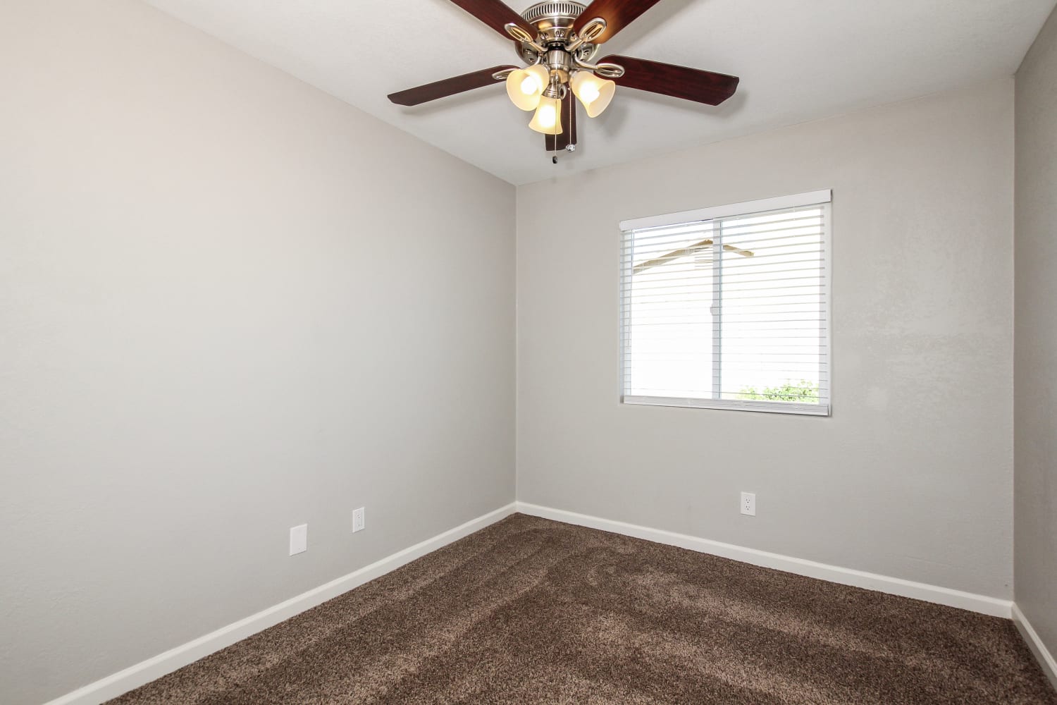 3419 E Angela Dr, Phoenix photo 15