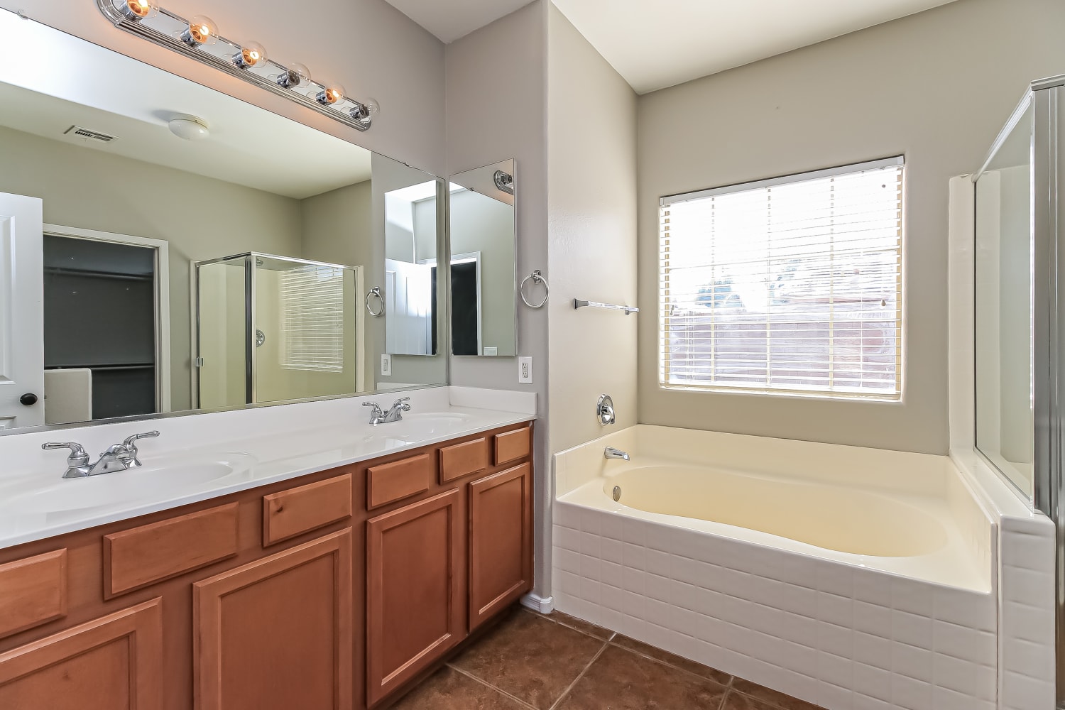 3425 E Vernon Street, Gilbert photo 12