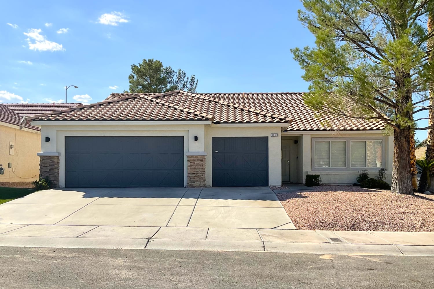Front of 3429 Camsore Point Lane, Las Vegas, NV