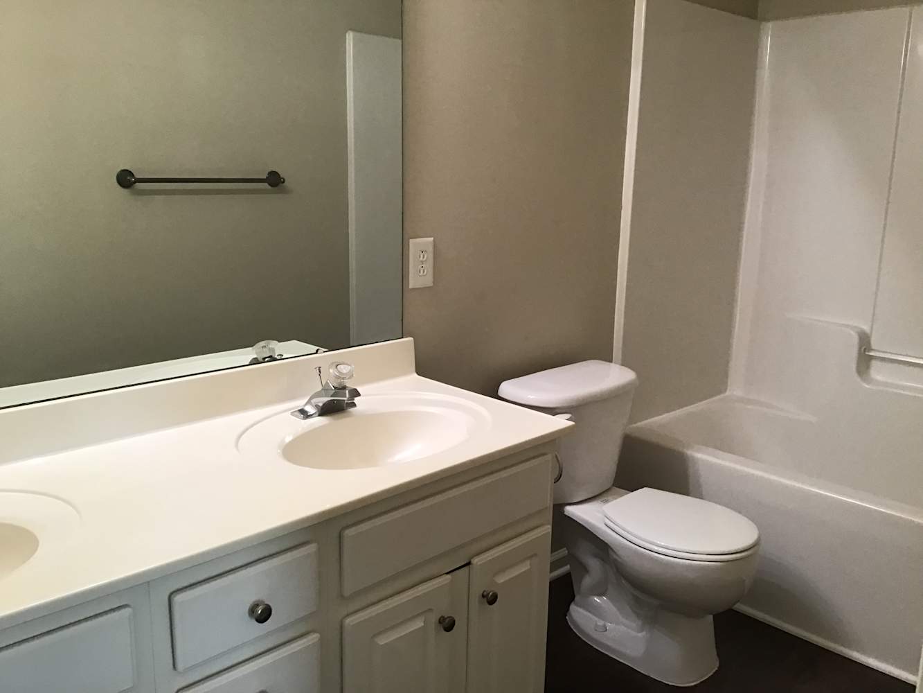 343 Amir Cir, Matthews photo 11