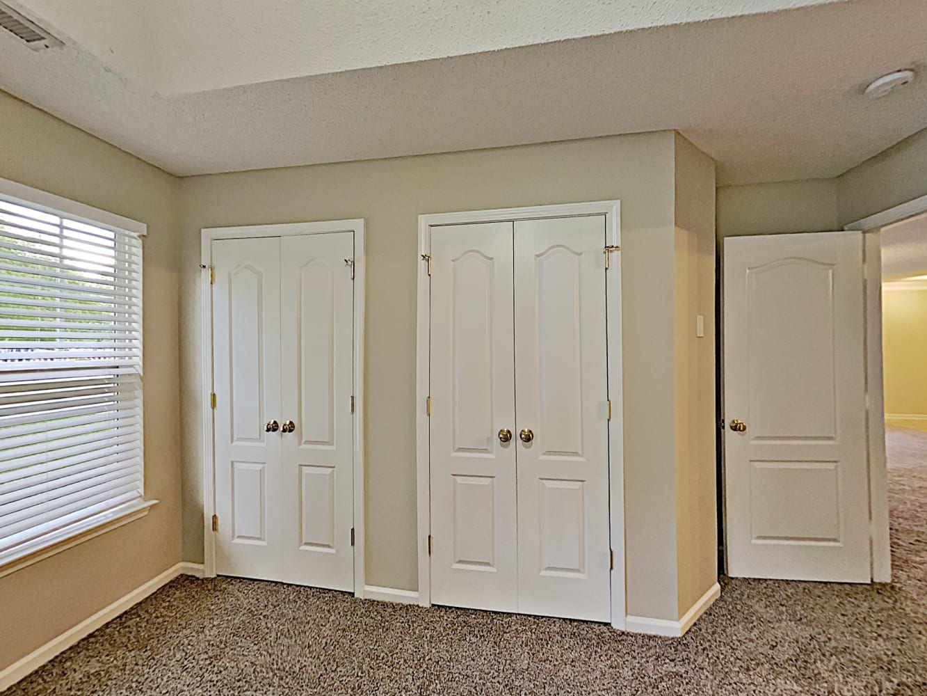 343 Amir Cir, Matthews photo 8