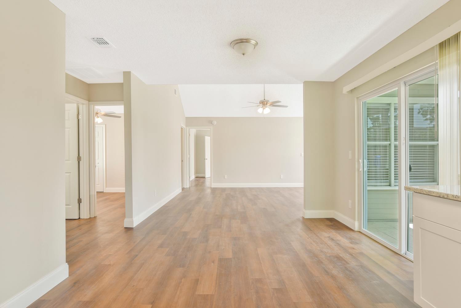3434 Coachlight Dr, Kissimmee photo 3