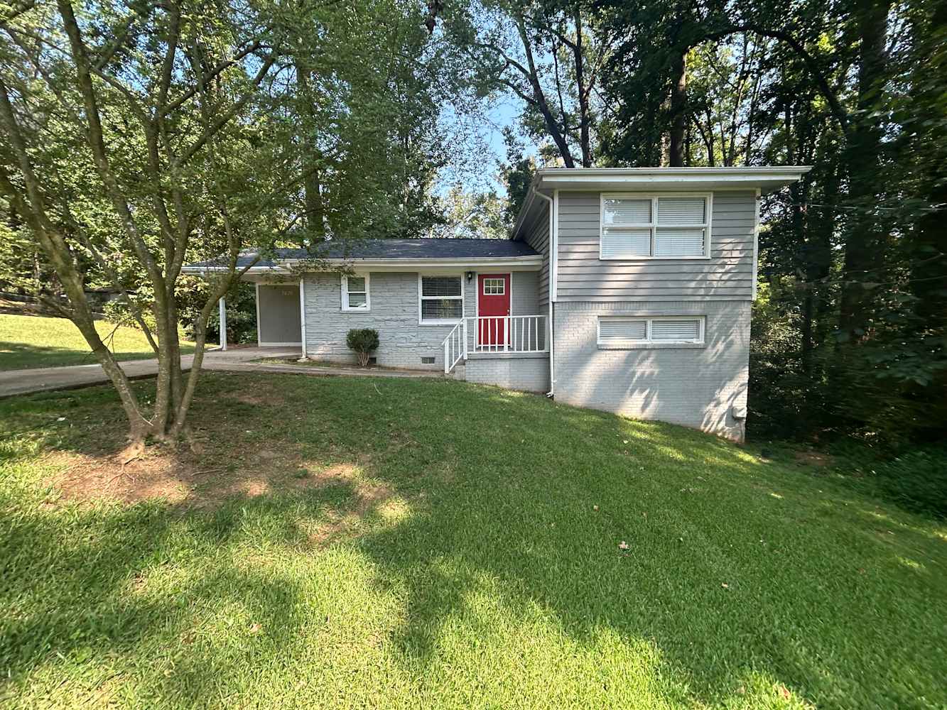 Front of 3436 Misty Valley Rd, Decatur, GA