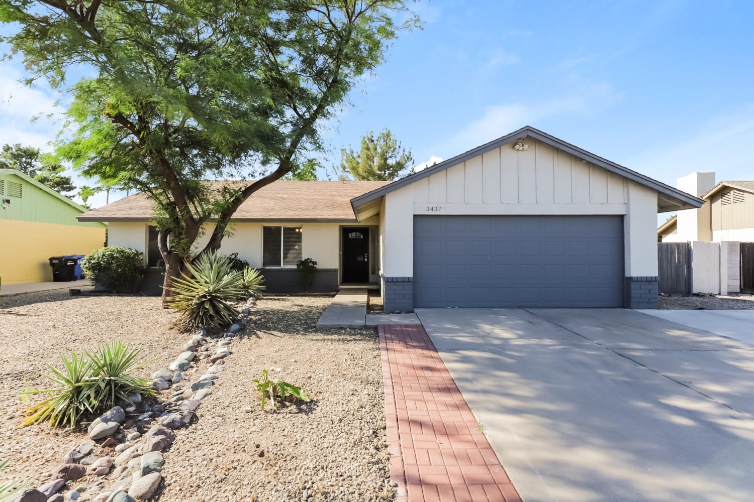 3437 W Muriel Dr, Phoenix photo 1