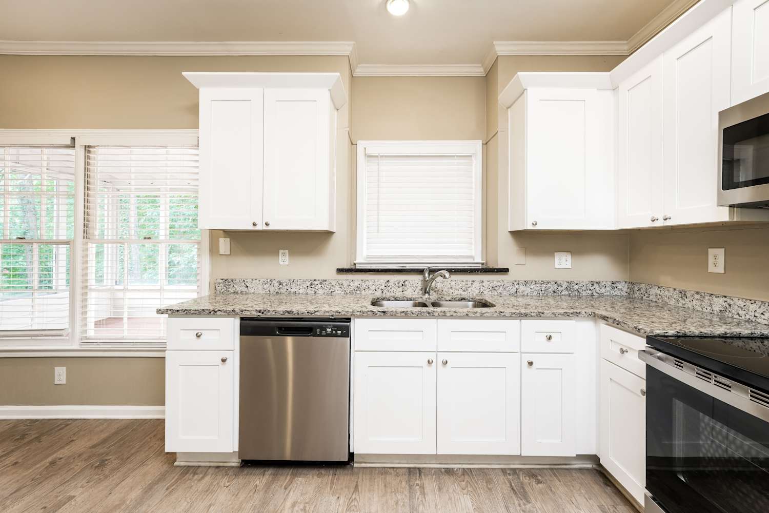 3443 Kenilworth Ct, Snellville photo 8