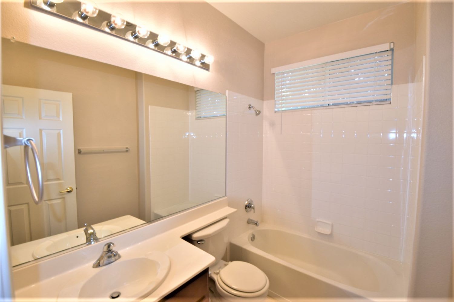 3452 Yellow Cove Ln, Las Vegas photo 17