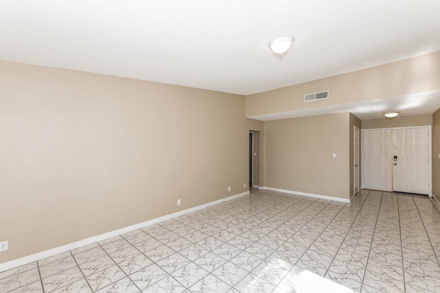 346 Fuente Dr, Henderson photo 8