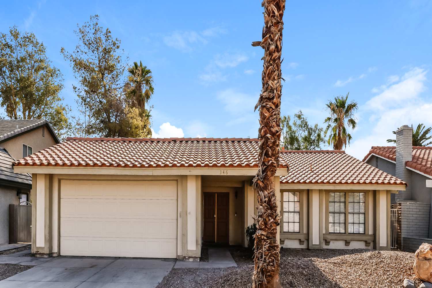 346 Fuente Dr, Henderson photo 1
