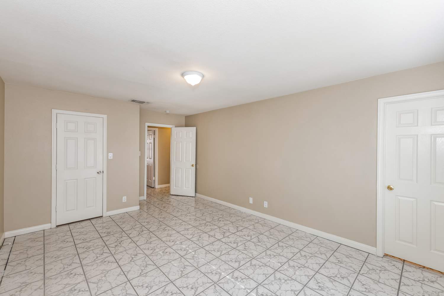 346 Fuente Dr, Henderson photo 11