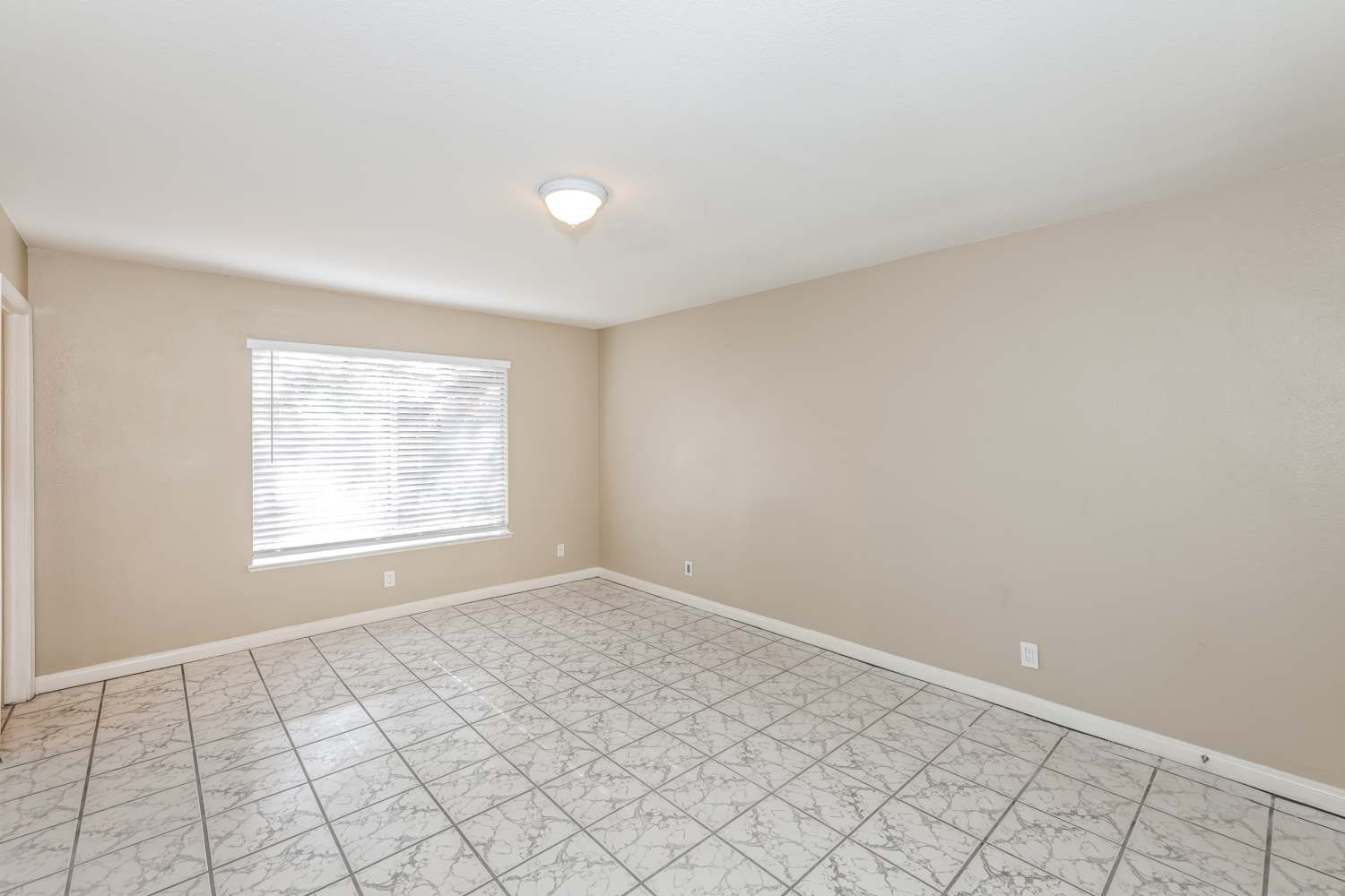 346 Fuente Dr, Henderson photo 10