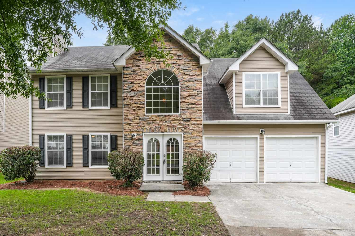 Front of 3473 Cameo Ct, Snellville, GA