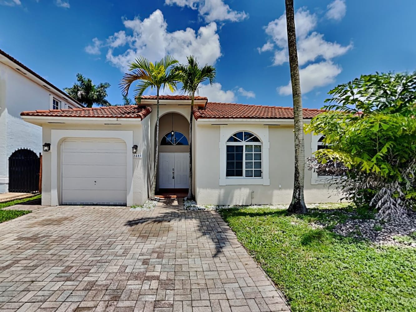 Front of 3481 SW 152nd Pl, Miami, FL