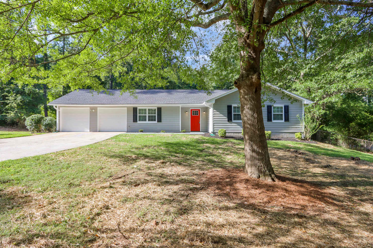 Front of 3487 Bramblevine Cir, Lithonia, GA
