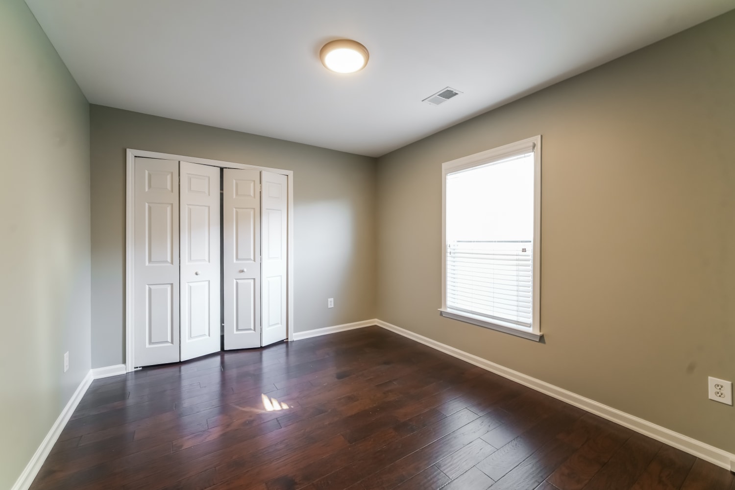 351 Springs Xing, Canton photo 9