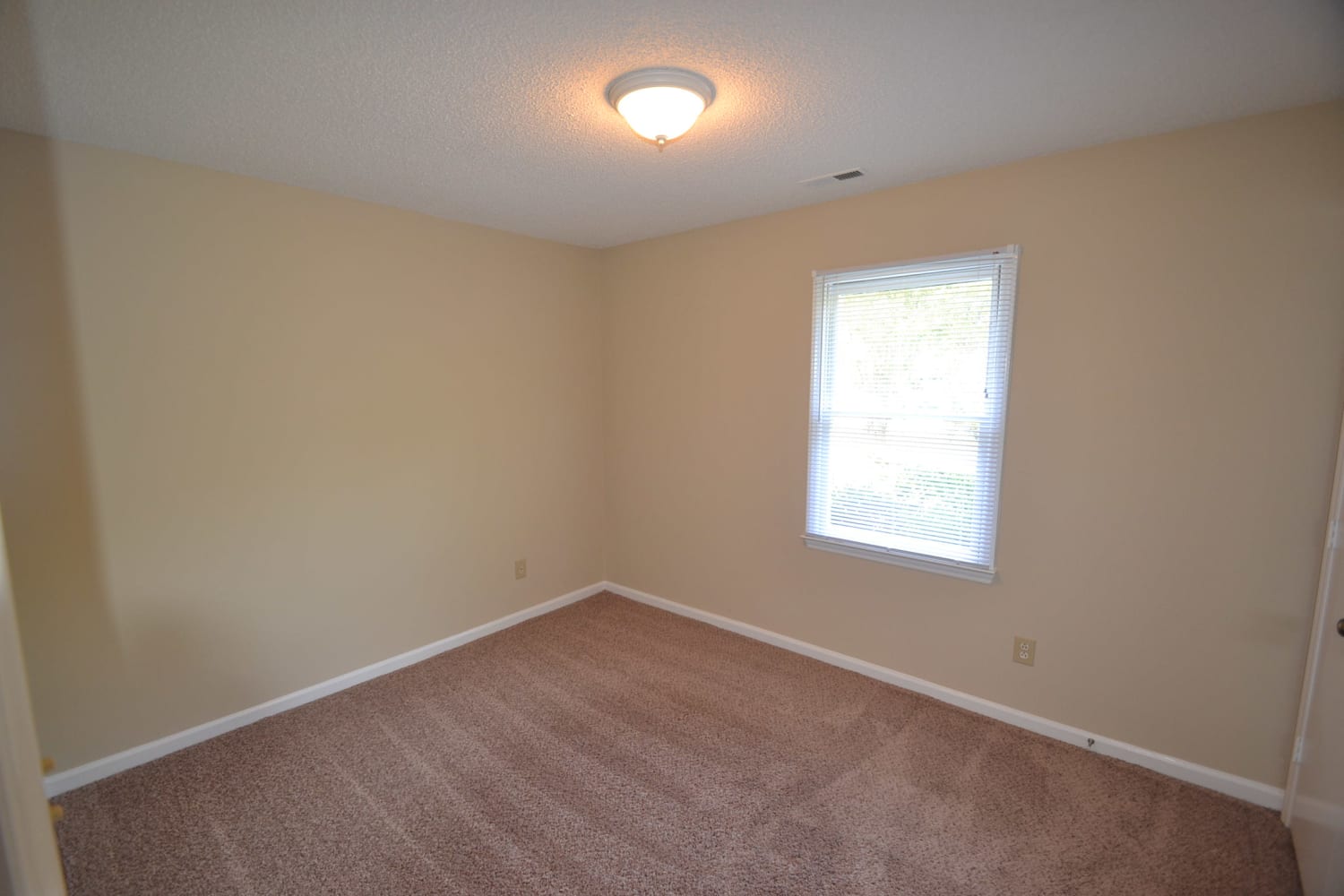 3518 Oxford Hill Ct, Charlotte photo 7