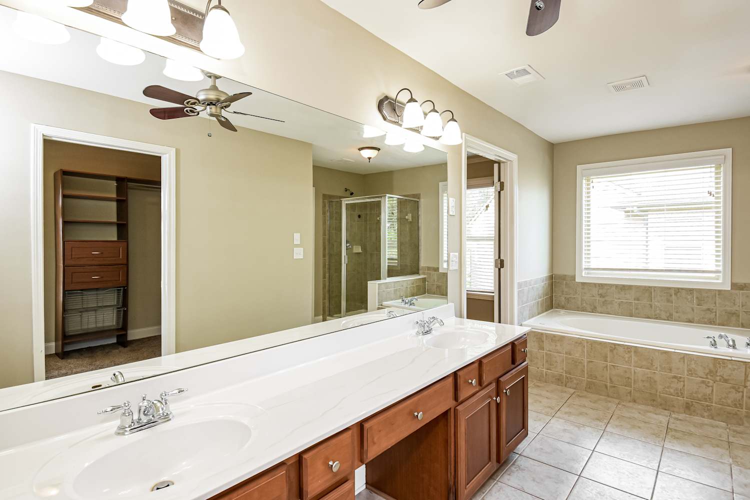 3555 Autumn Brooke Ct, Cumming photo 12