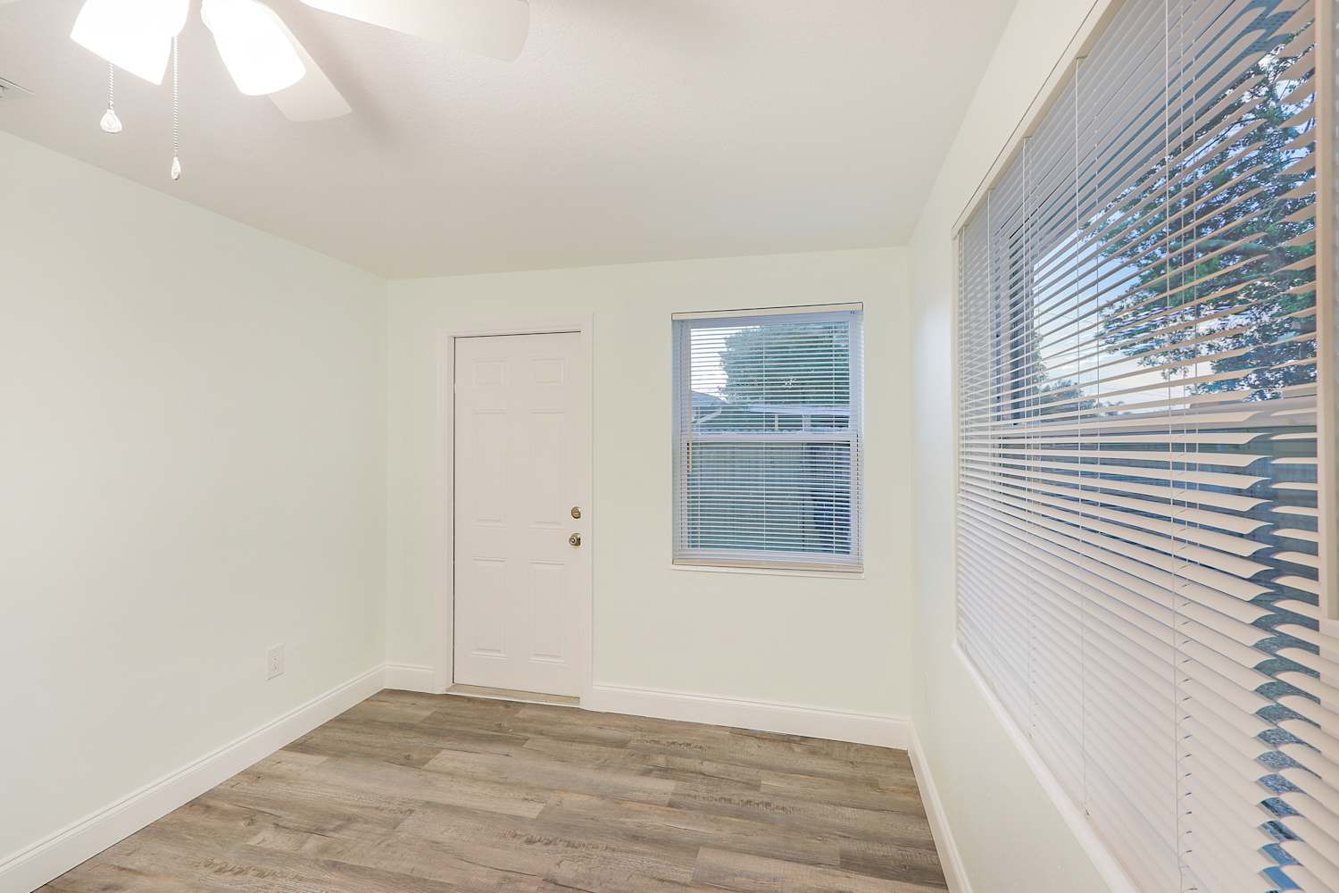 3555 Winder Dr, Holiday photo 15