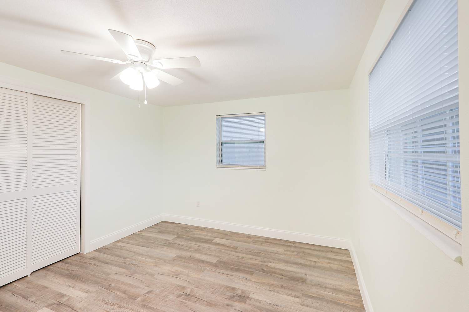 3555 Winder Dr, Holiday photo 10