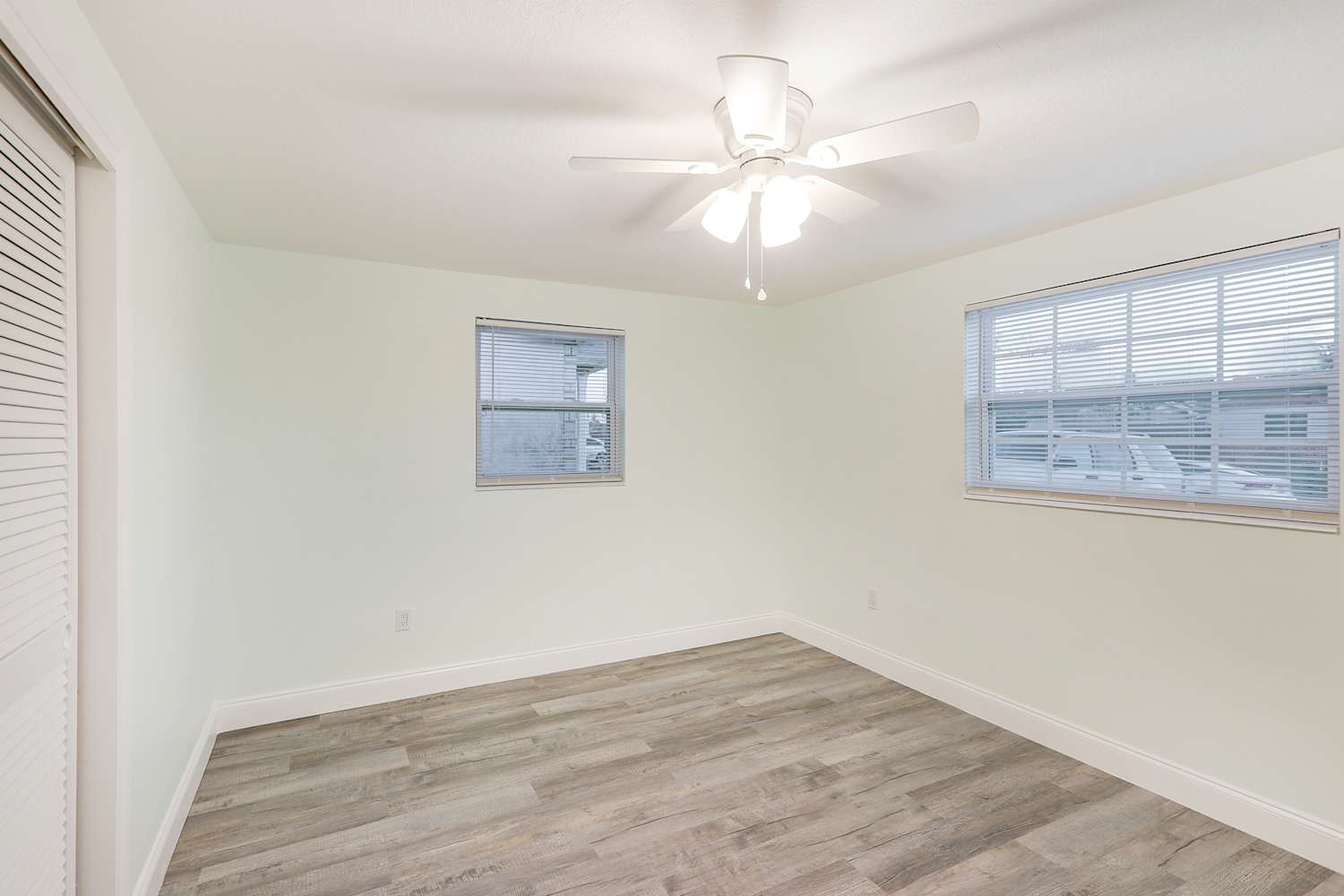 3555 Winder Dr, Holiday photo 9