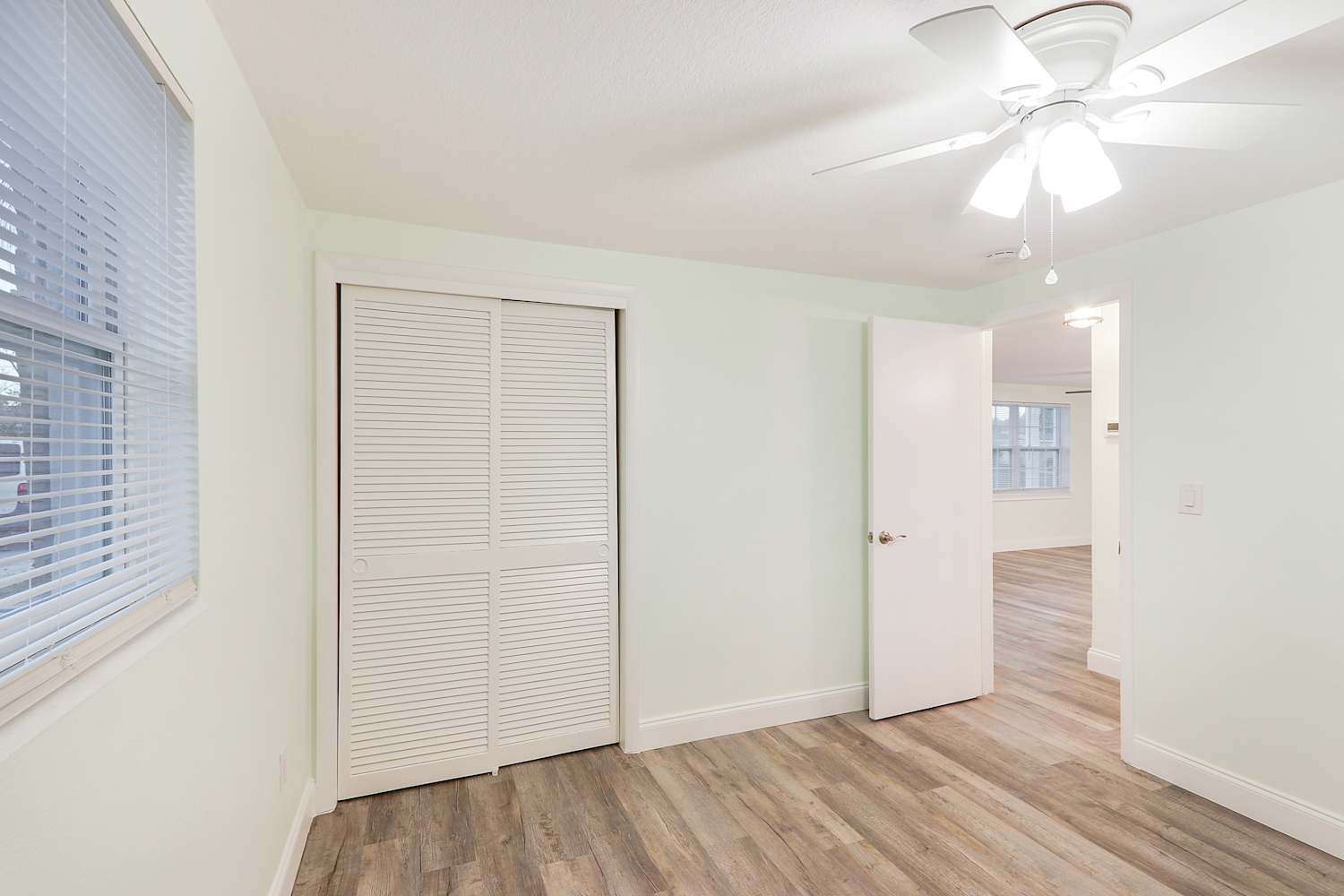 3555 Winder Dr, Holiday photo 12