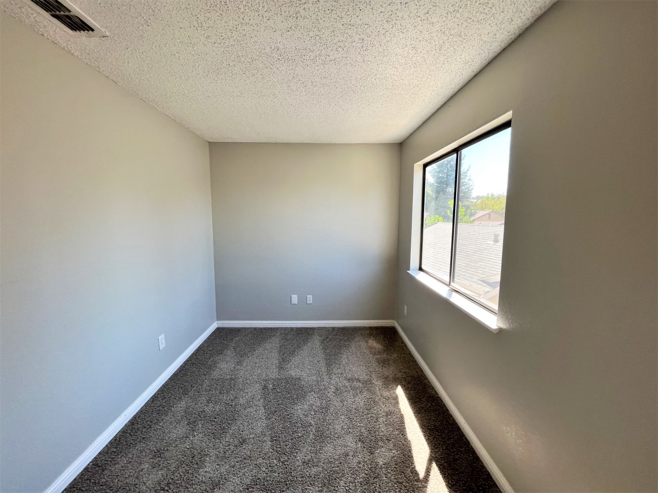 3561 Binghamton Dr, Sacramento photo 13