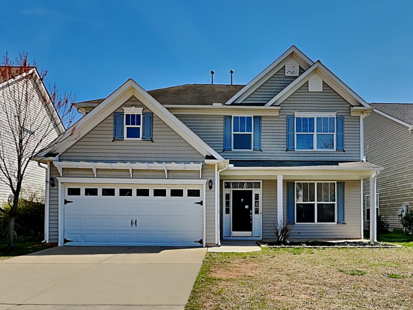 Front of 357 Stobhill Ln, Holly Springs, NC