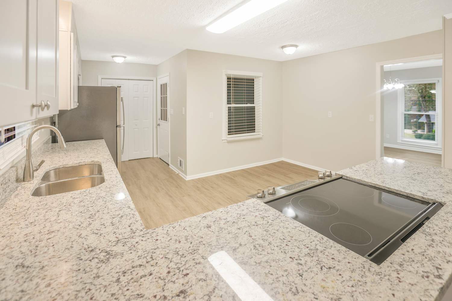 3570 Greentree Farms Dr, Decatur photo 9