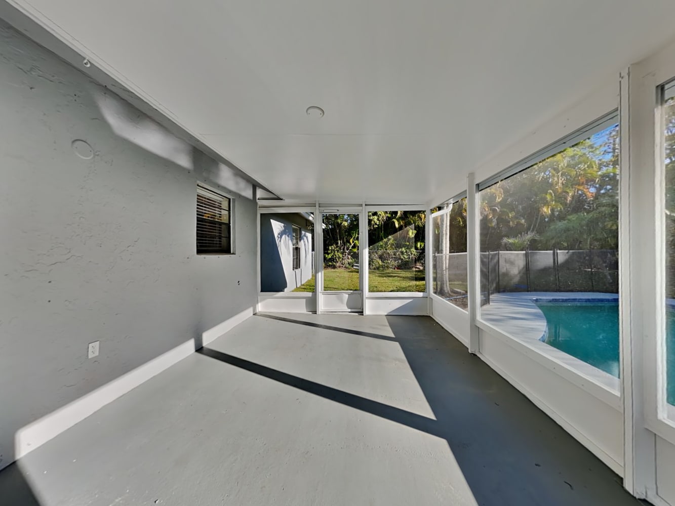 359 Las Palmas St, Royal Palm Beach photo 16