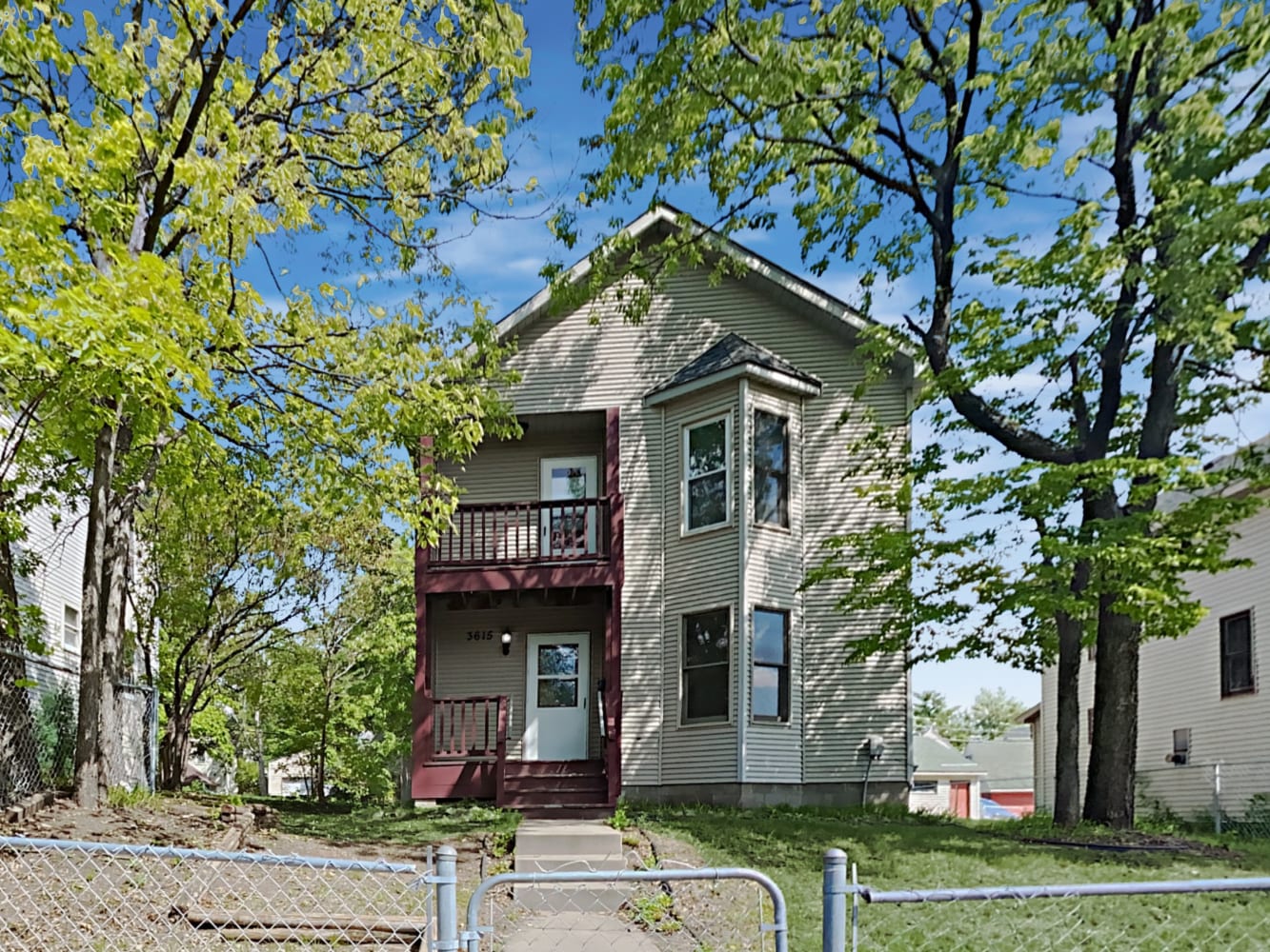 Front of 3615 Chicago Ave, Minneapolis, MN