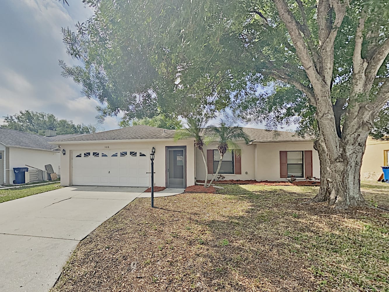 Front of 3616 75th Dr E, Sarasota, FL