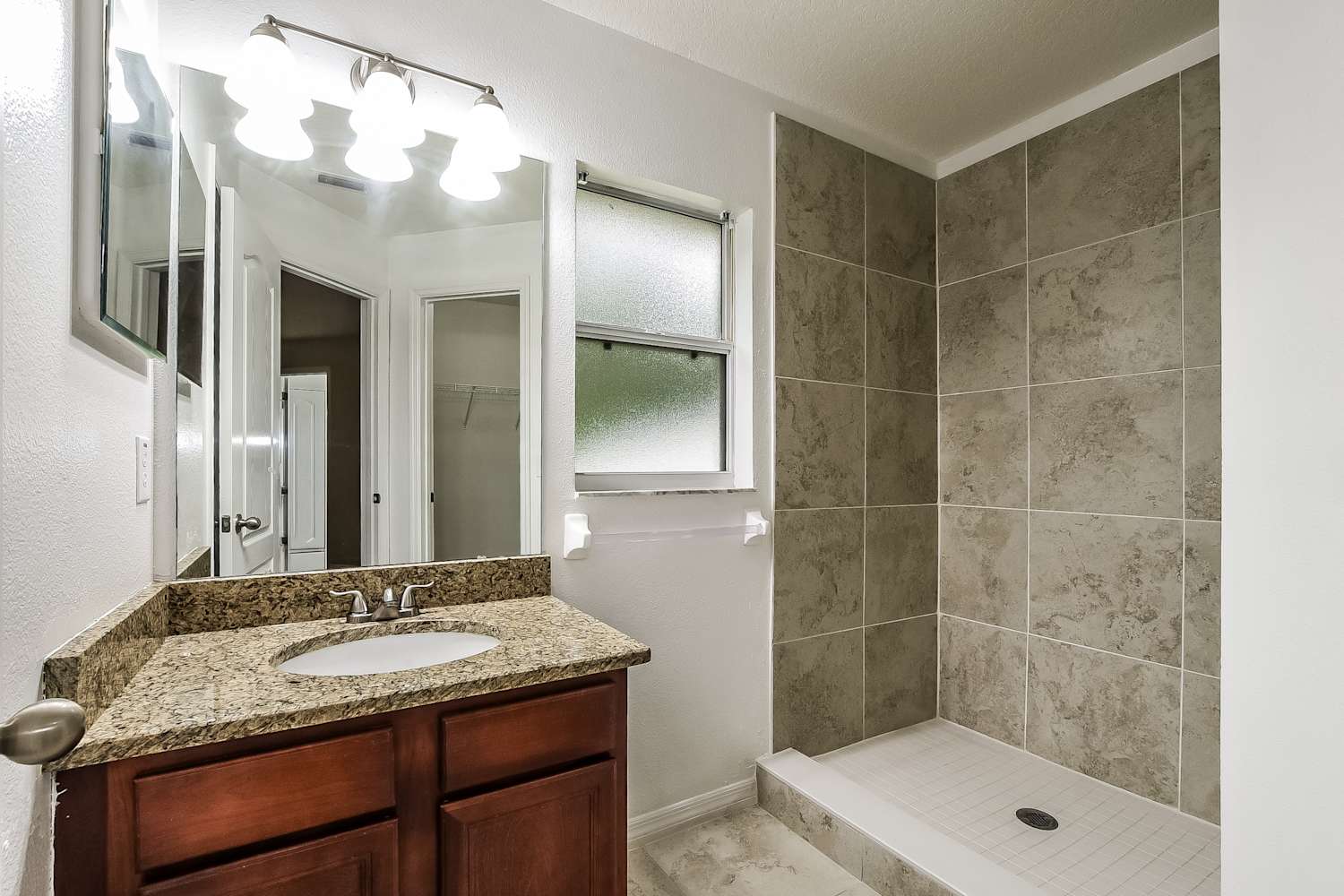 3616 Doe Run Dr, Saint Cloud photo 14