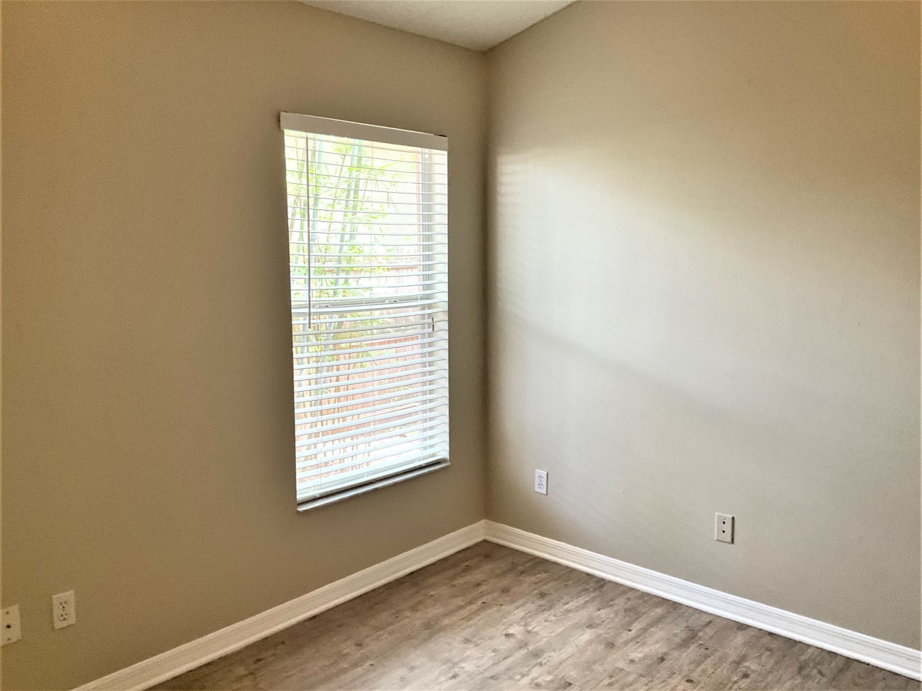 3620 Seminole Dr, Orlando photo 10