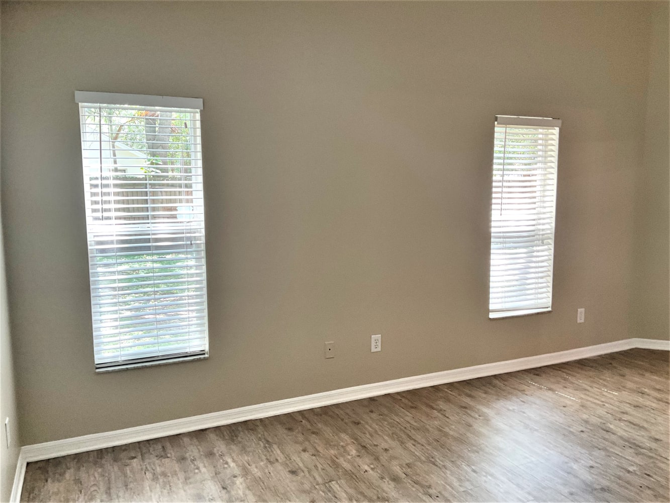 3620 Seminole Dr, Orlando photo 9