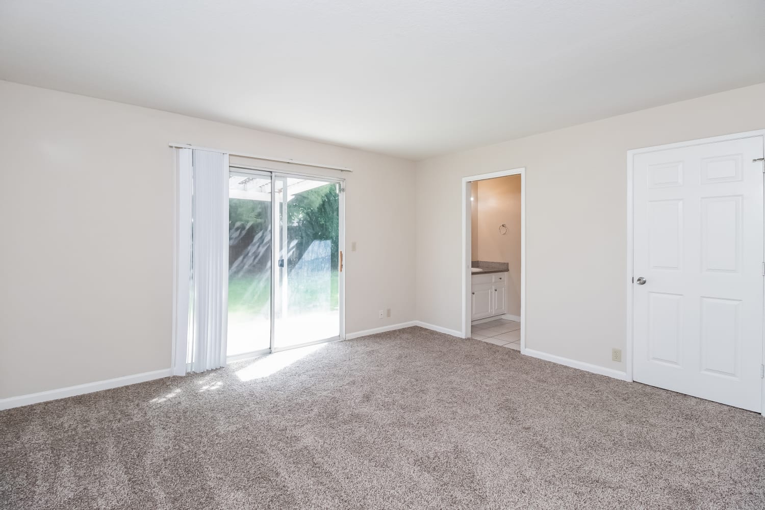 363 Rose Garden Ct, Manteca photo 13