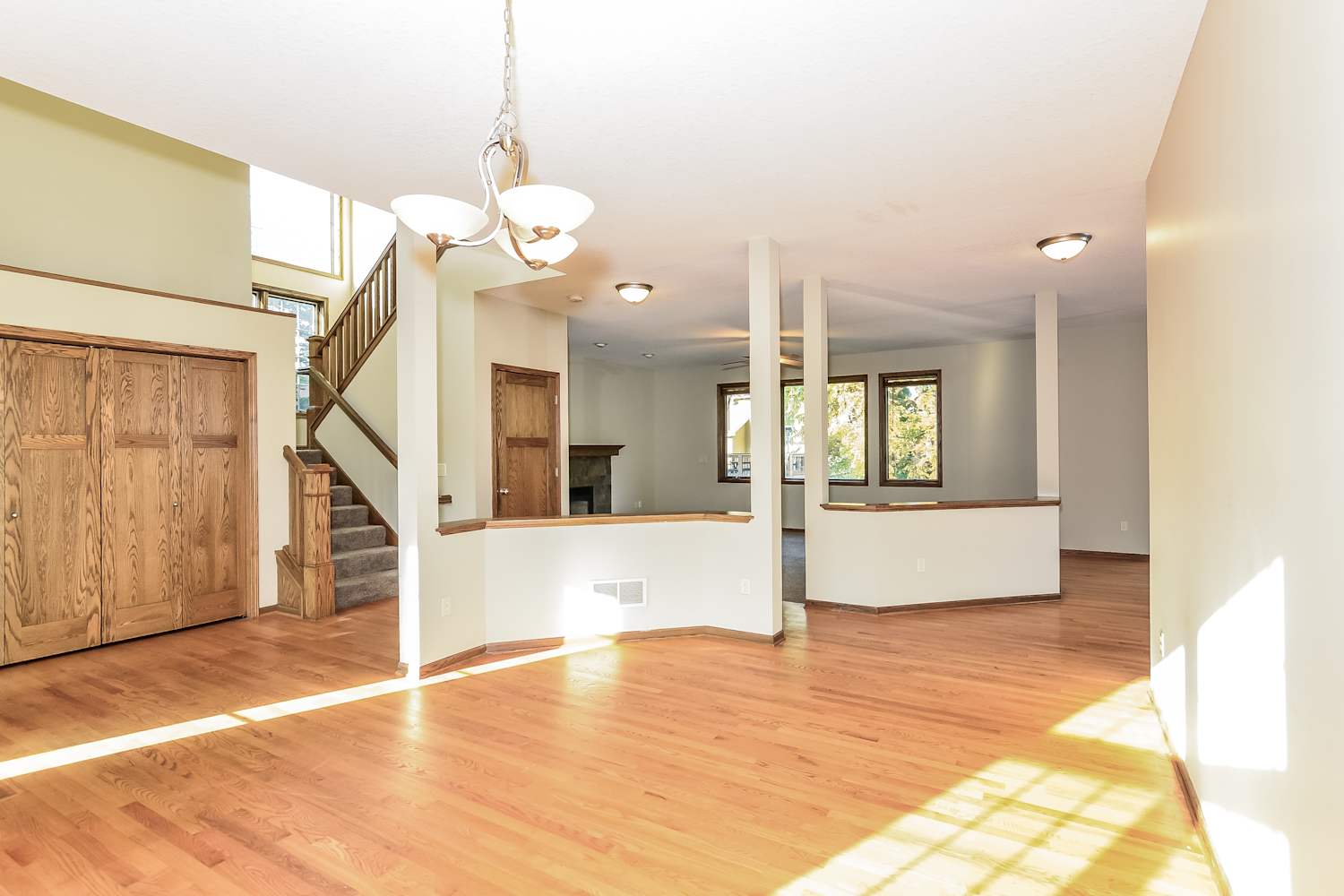 3639 103rd Trl N, Brooklyn Park photo 6