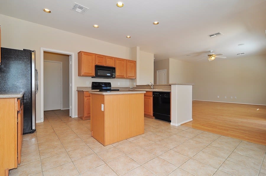 3645 W Jacksonville Dr, Phoenix photo 6
