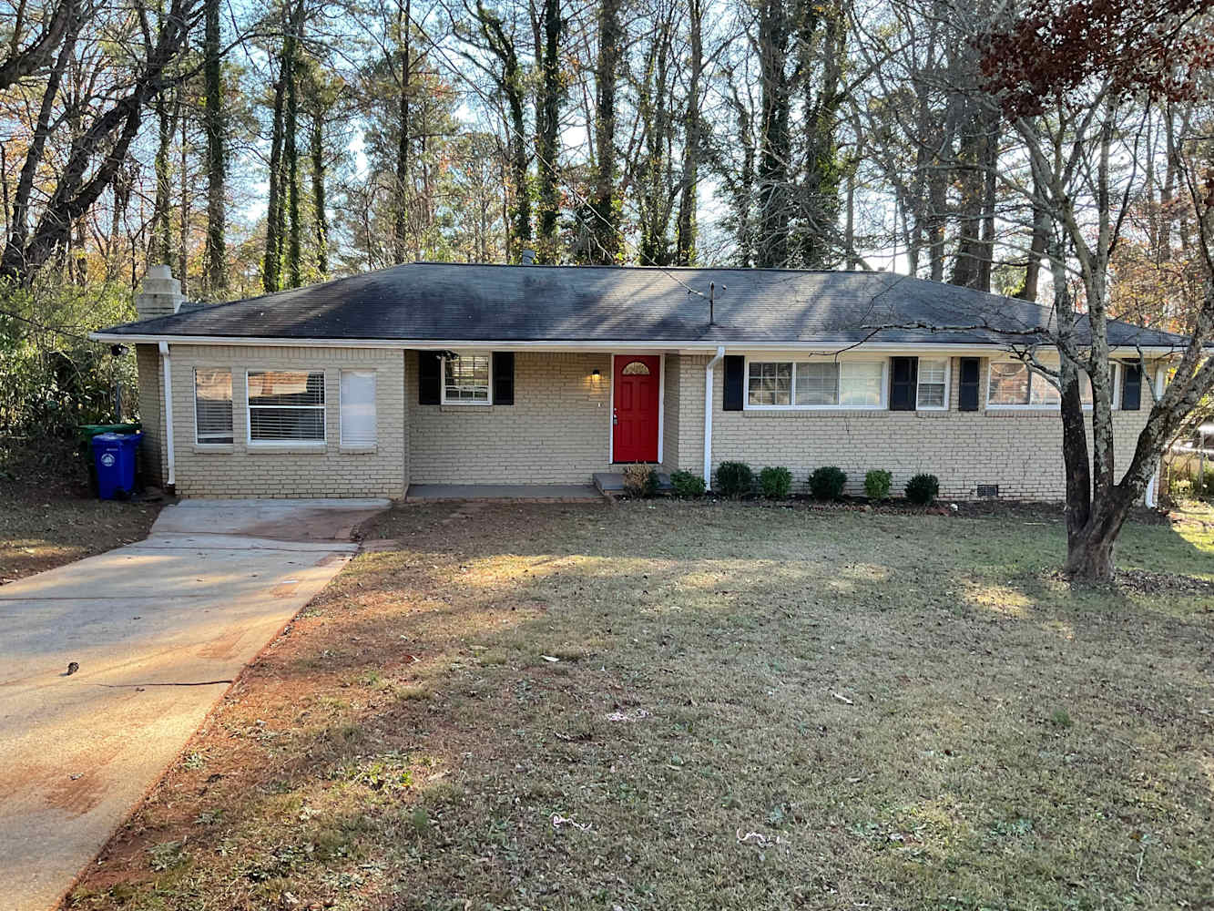 Front of 3647 Brookcrest Cir, Decatur, GA