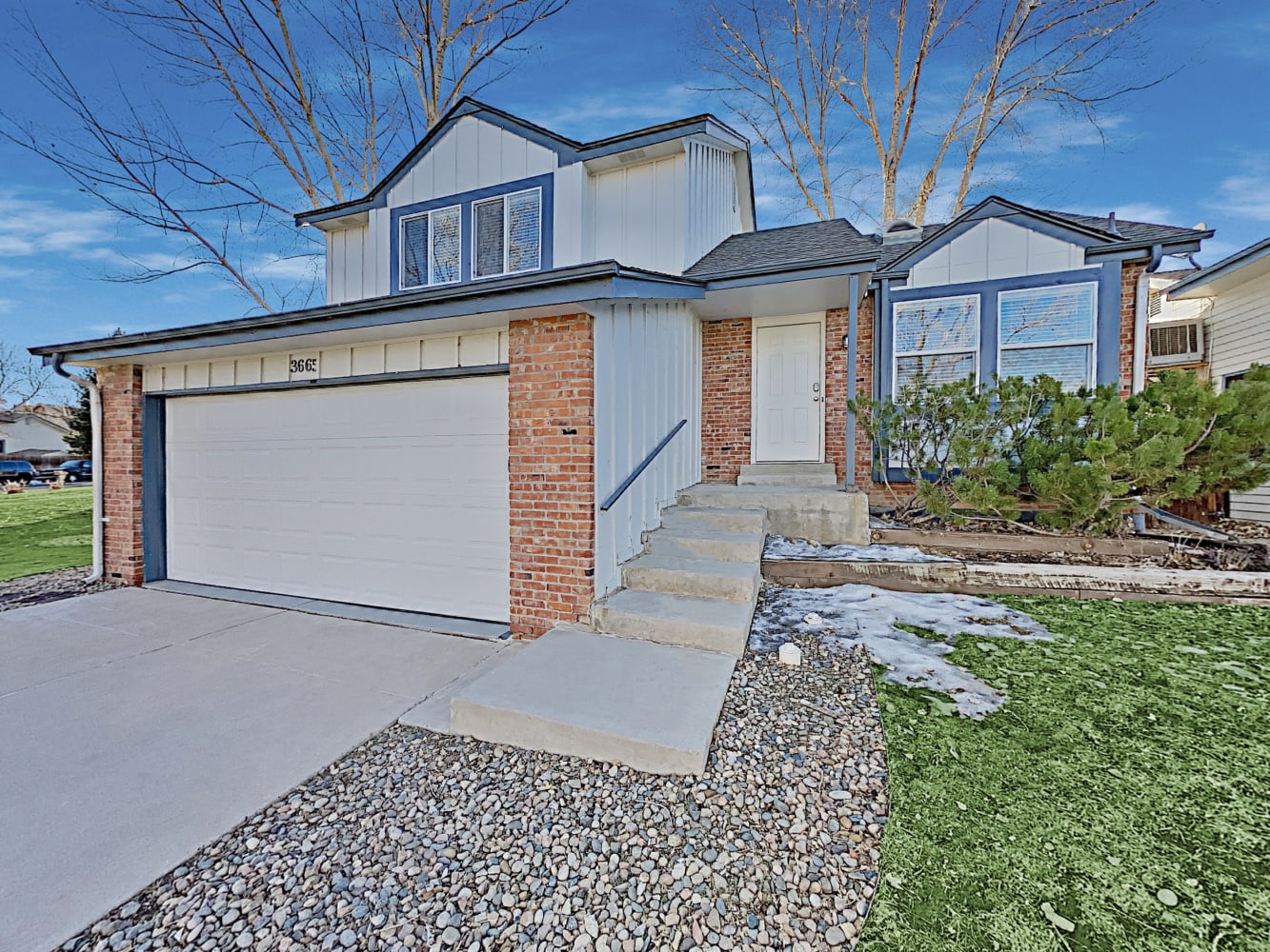 Front of 3665 S Halifax Way, Aurora, CO