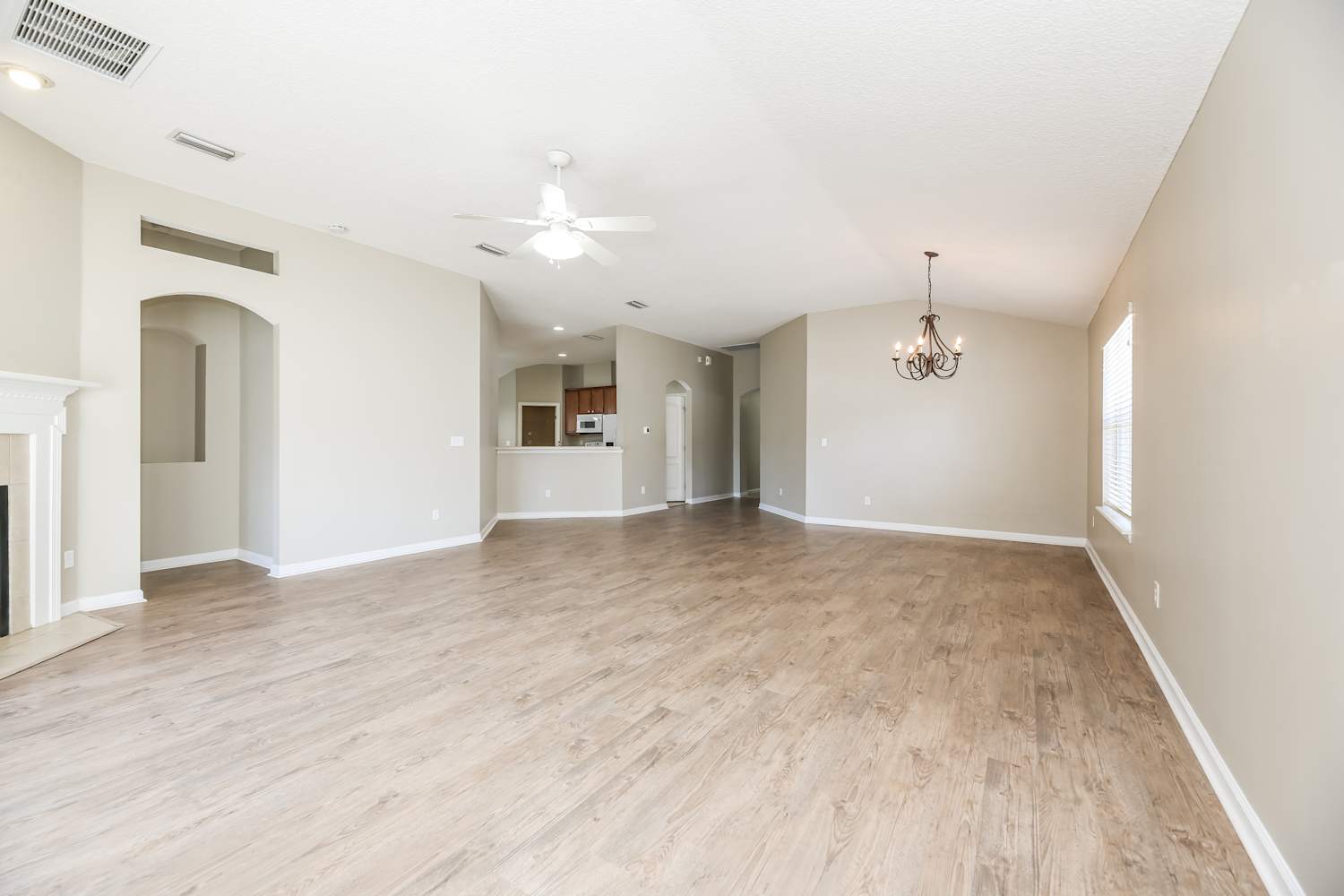3675 Blue Wing Ct, Orange Park photo 4