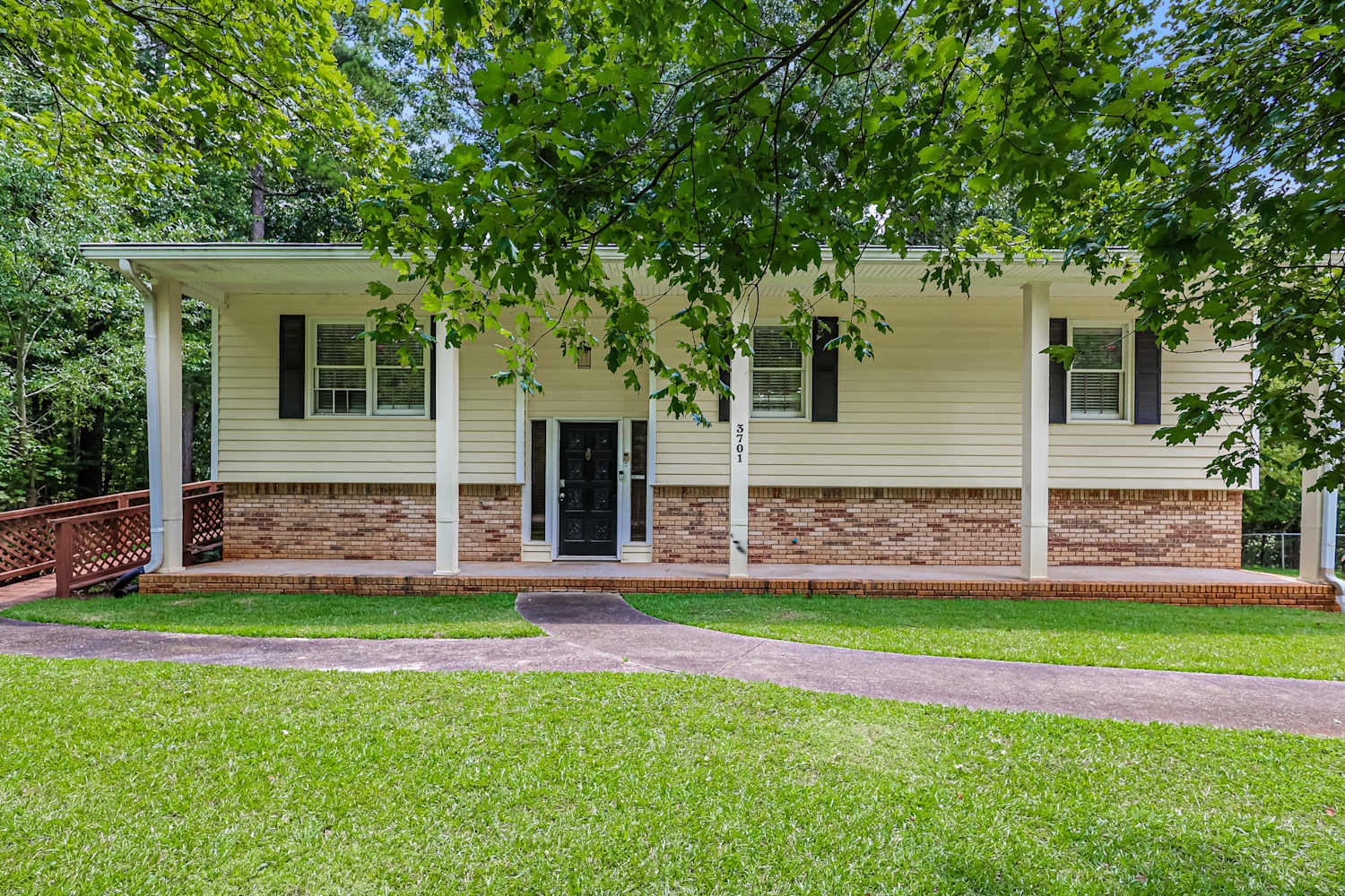 3701 Carolyn Farm Rd, Douglasville photo 1