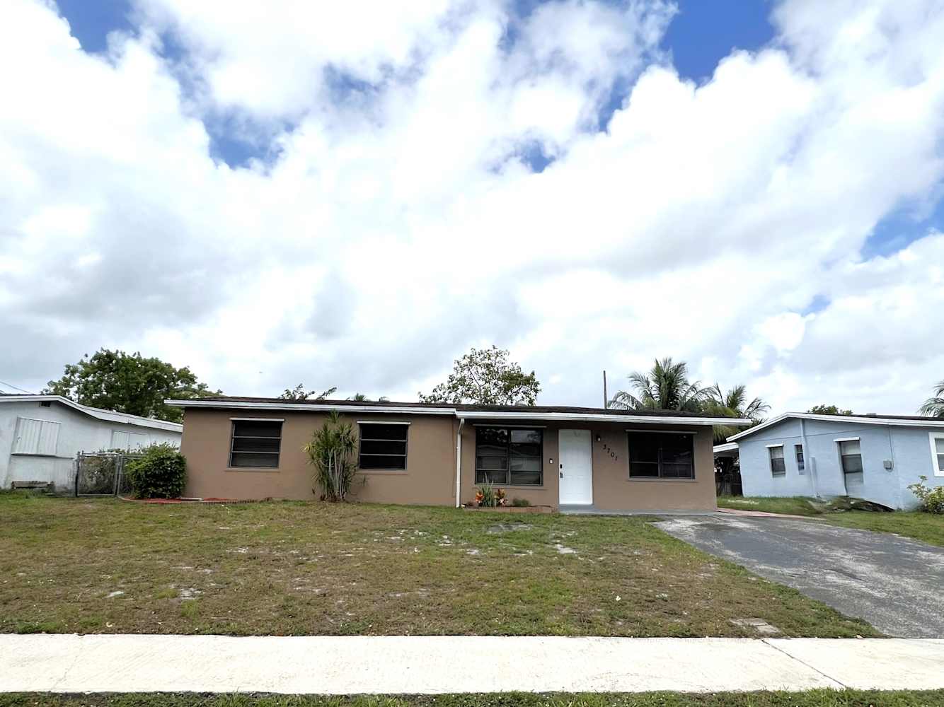 3701 SW 58th Ter, Davie photo 1