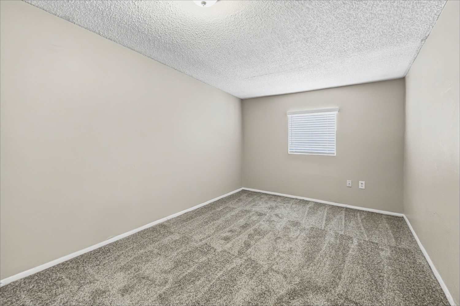 3712 W Catalina Dr, Phoenix photo 8