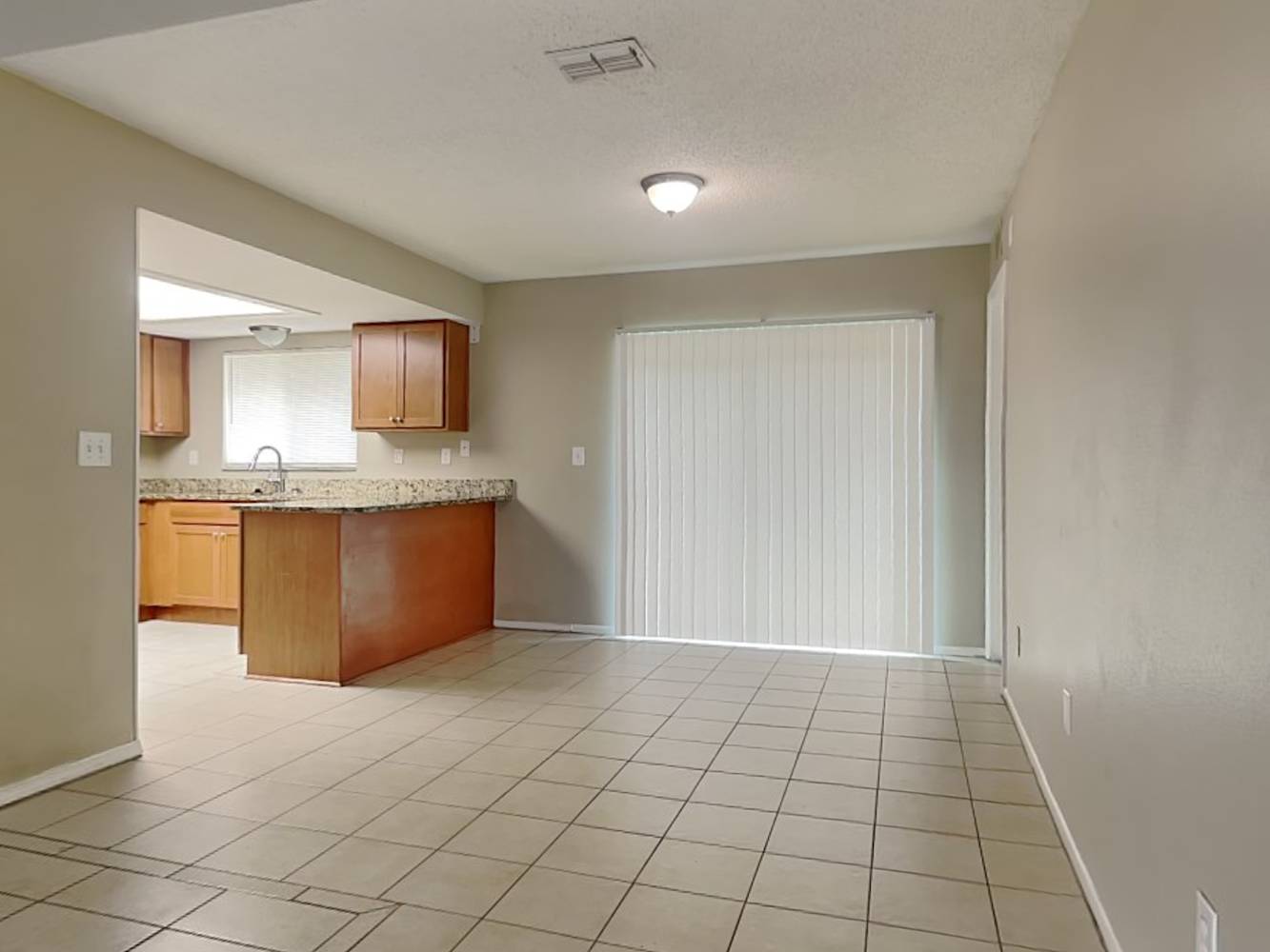 3713 Coppertree Cir, Brandon photo 6