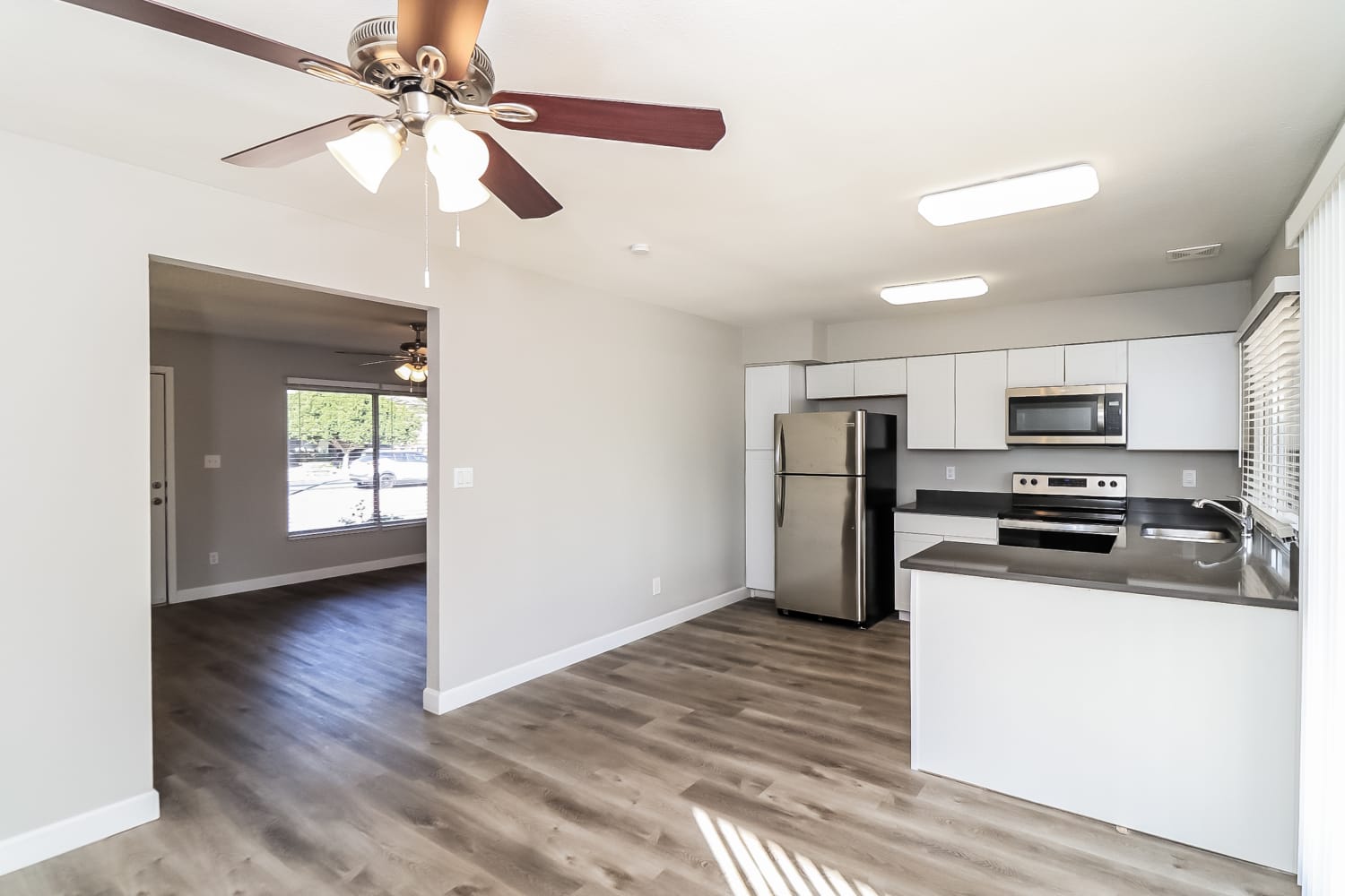 3713 W Evans Drive, Phoenix photo 5