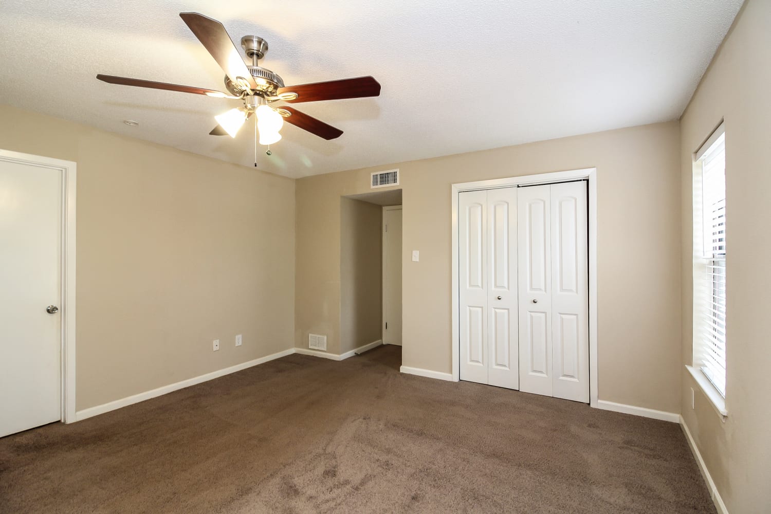 3718 Twin Oaks Ct, Flower Mound photo 8